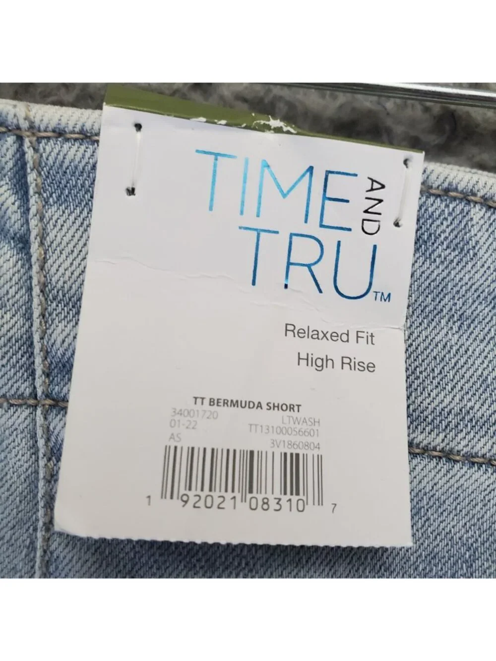 Time And Tru Shorts Womens 18 Light Blue High Rise Bermuda Relaxed Fit *NWT*